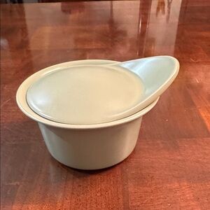 Modern Small Light Green Ikea Oven serving Dish with lid 6.8 oz. Fargklar